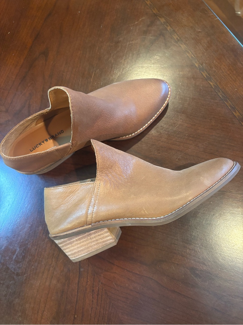 Lucky Brand Women’s 8M Tan Cognac Leather Cutout Ankle Booties Low Heel